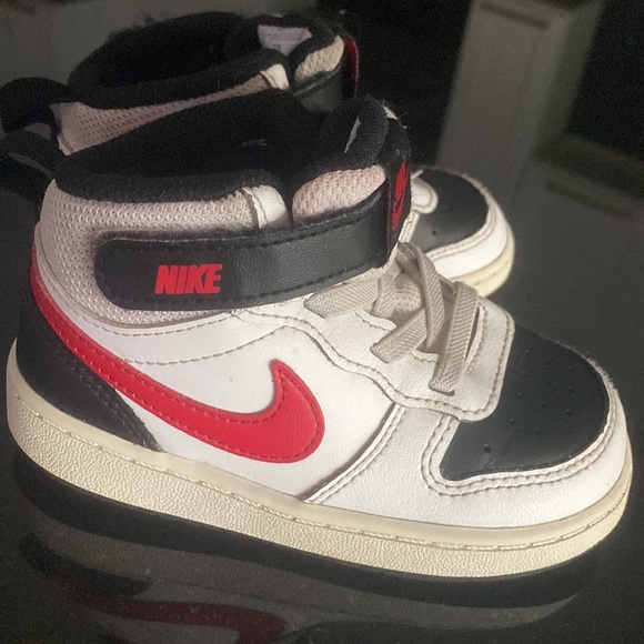 Nike Court Borough Mid 2
Baby/Toddler Shoes |Size 7C - Picture 10 of 13